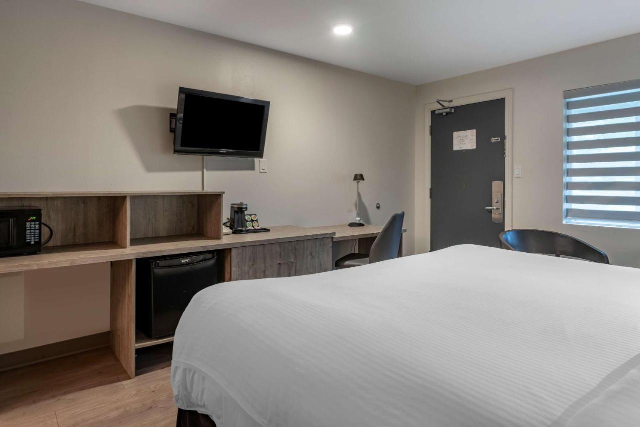 Dannys Hotel Suites; Surestay Collection By Best Western Beresford Exterior photo